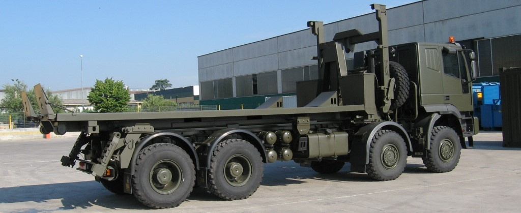 Розвантажувальна техніка TAM
